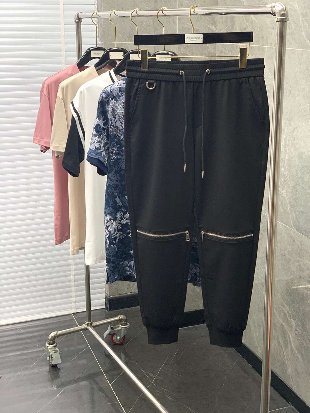 Bur-erry Trousers JP9618685